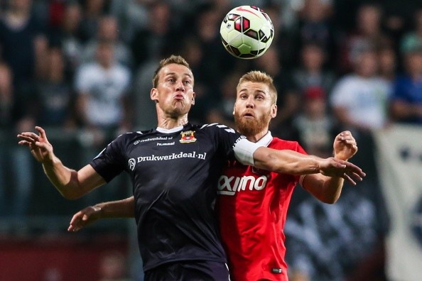 中国男足不 中国男足不